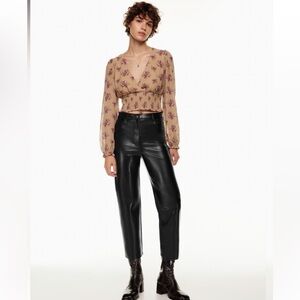 Aritzia - Wilfred - The Melina Cropped Pant - Black - Size 0